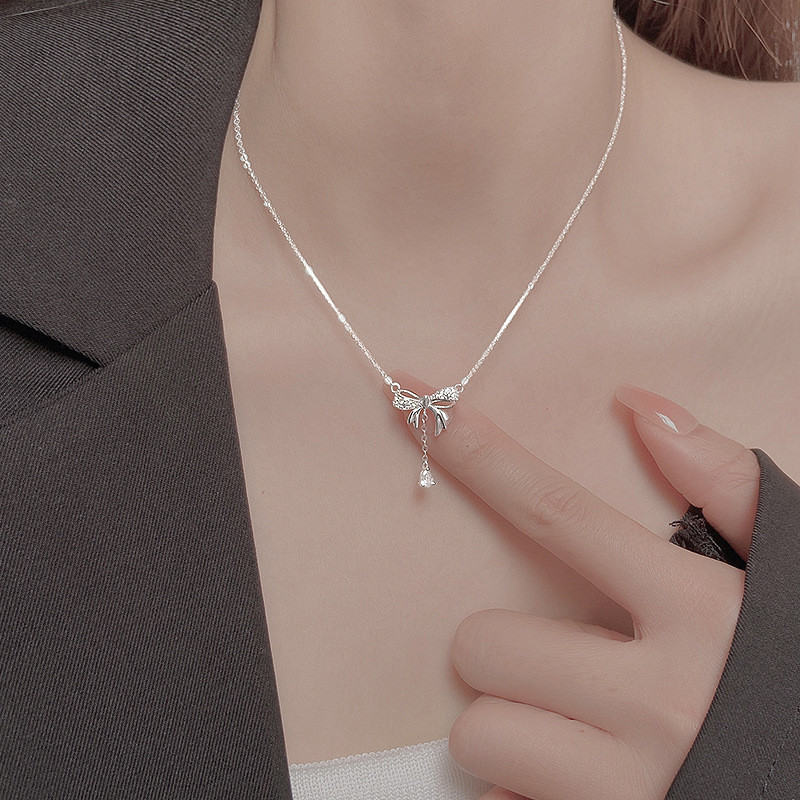 Vòng cổ nơ - Dây chuyền xương đòn sang trọng và tinh tế