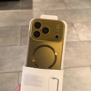 Cửa sổ lớn hút từ tính mờ tiên tiến cho iPhone17 16 15 14 13 Pro Max chống sốc bảo vệ camera chống rơi bìa cứng