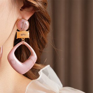Bông tai kim cương nhựa bạc thời trang và tối giản