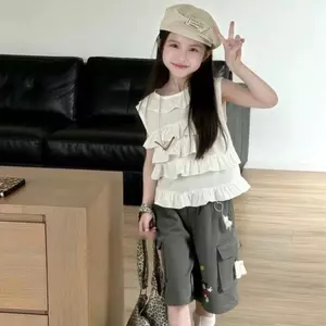 Bé gái (90-150) Phiên bản Hàn Quốc Bộ đồ mùa hè trông khổng lồ Áo không tay đẹp độc đáo + Quần short Mickey