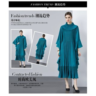 Đầm Miyake nửa cổ rùa tay búp bê, thiết kế xếp ly sang trọng và thanh lịch, form ômbody