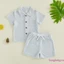 2 Bộ Trang Phục Bé Trai Tay Ngắn Cổ Ve Áo Màu Trơn Nút Xuống Áo Họa Tiết + Bộ Quần Short Eo Co Giãn