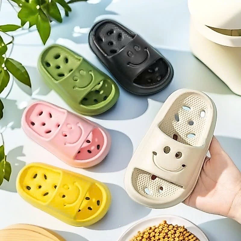 Dép đi trong phòng tắm trẻ em đế chống trượt, đế rỗng dép đế mềm cho bé trai và bé gái sử dụng trong nhà