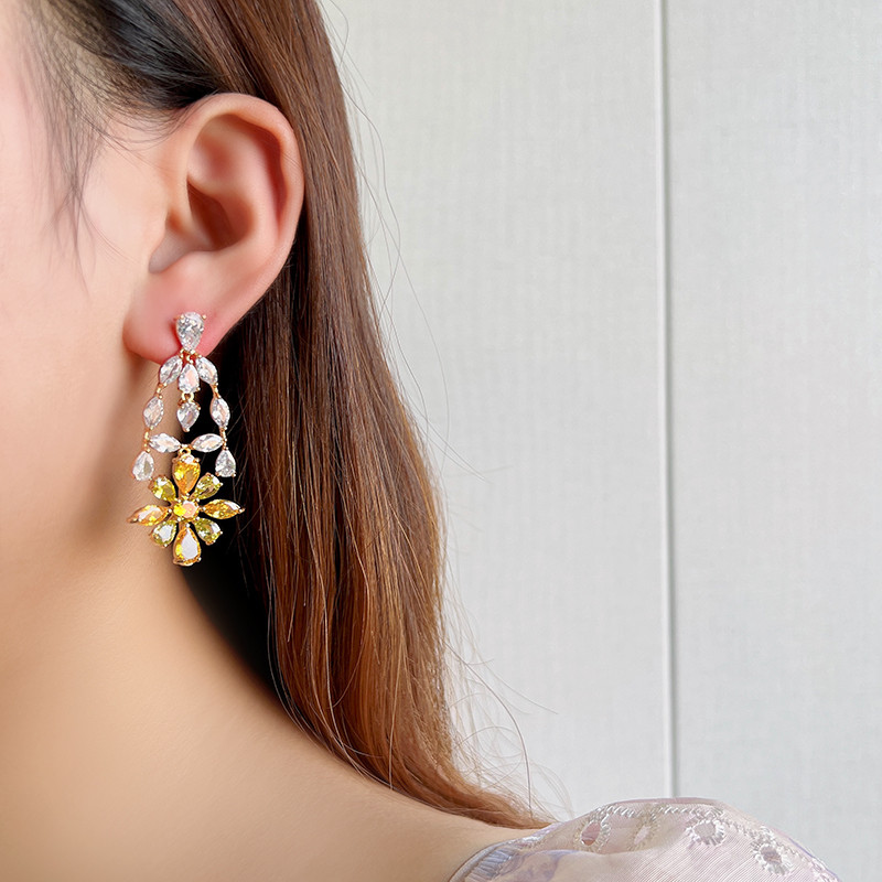 Bông tai tua rua dài tinh tế phong cách mới Zircon sang trọng