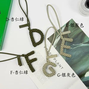 Sản Phẩm Mới Dệt Chữ Mặt Dây Chuyền Cao Cấp Handmade Móc Khóa Ánh Sáng Sang Trọng Độc Đáo Túi Thời Trang Phụ Kiện
