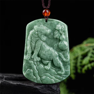 Vòng cổ thương hiệu ngọc bích leo dốc thời trang tinh tế phong cách dân tộc