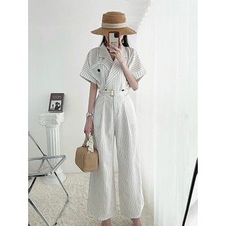 Jumsuit cổ vest kèm belt 1 màu kẻ trắng A1684