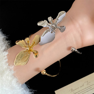 Bộ vòng cổ hoa kim loại, thiết kế xương đòn cổ điển - Thời trang và đơn giản