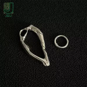 Móc khóa Carabiner kim loại hình đặc biệt Móc chìa khóa xe leo núi đa chức năng Gothic Bapa Eo treo trang trí DIY Y2K