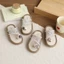 Giày Sandal Bé Gái Đính Ngọc Trai Kim Tuyến Phong Cách Tiểu Thư Sang Trọng, Dép Quai Hậu Trẻ Em Đế Mềm Chống Trơn Trượt