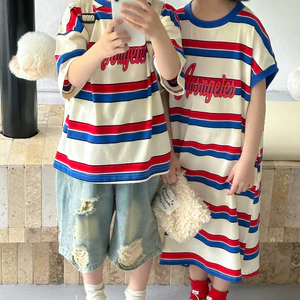 Áo thun trẻ em Phiên bản Hàn Quốc sọc đầy màu sắc Váy ngắn tay cổ tròn dành cho trẻ em Váy dáng rộng vừa phải