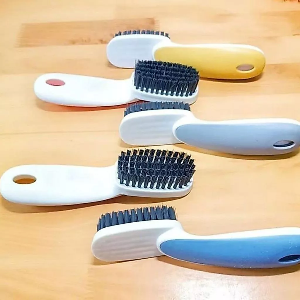 Combo 3 Bàn Chải Chà Giày Mini Đa Năng Tay Cầm Dài Nhiều Màu Ngẫu Nhiên