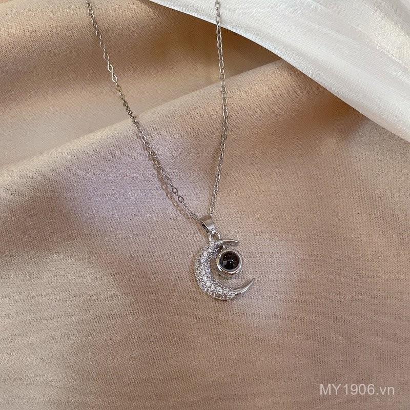 Vòng Cổ Nữ Mặt Trăng với Dây Chuyền Titan - Thiết Kế Thời Thượng
