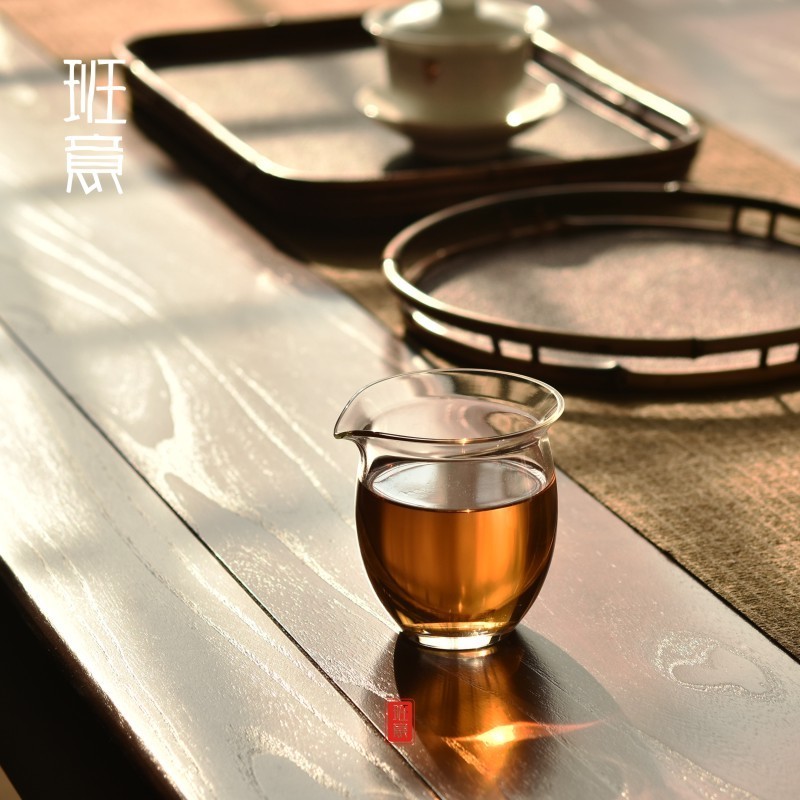 Tống chuyên trà thủy tinh chịu nhiệt Borosilicate cao cấp Dung Tích 230 ml