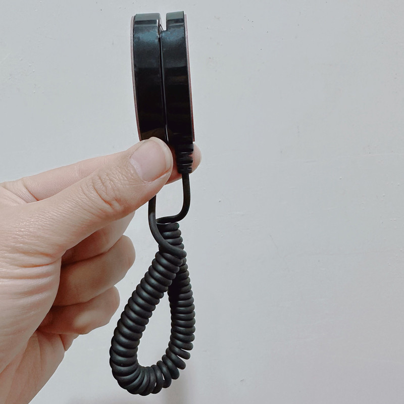 Móc điều khiển từ xa treo tường thời trang có dây chống thất lạc để truy cập dễ dàng