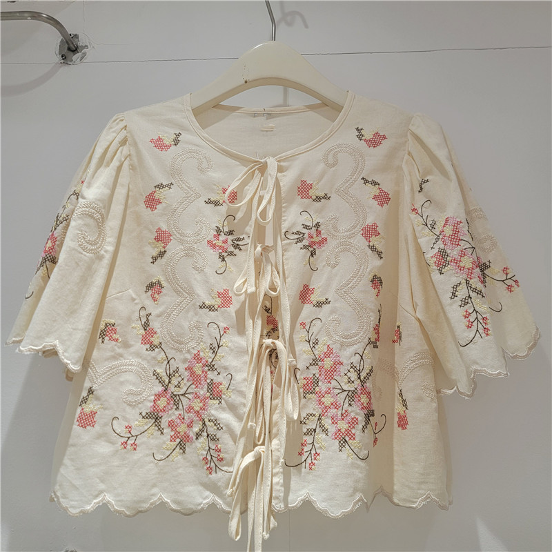 Mùa Hè 2026 Phong Cách Mới Pháp Retro Công Nghiệp Nặng Thêu Áo Sơ Mi Hoa Rỗng Thêu Áo Sơ Mi