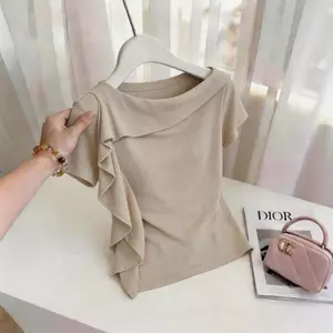 Áo thun ngắn tay xù Niche mùa hè 2026, phong cách mới Thiết kế kiểu Pháp Thời trang giản dị Slimer Look Top