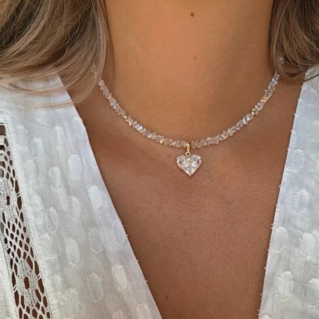 Vòng cổ handmade pha lê zircon với thiết kế đồng hồ kẻ sọc và trái tim ánh sáng sang trọng, dây thép không gỉ