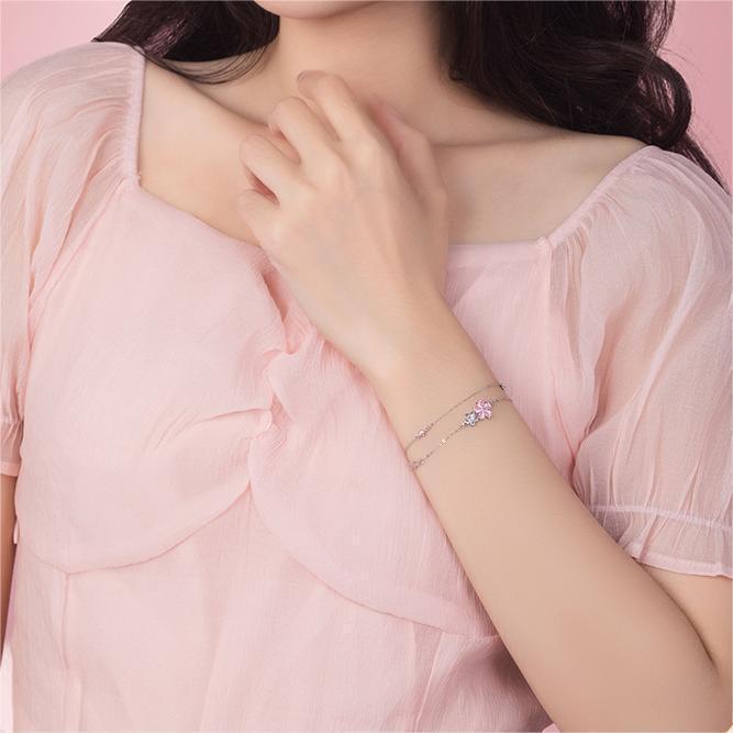 Vòng tay hai lớp hoa anh đào màu hồng ngọt ngào đính kim cương