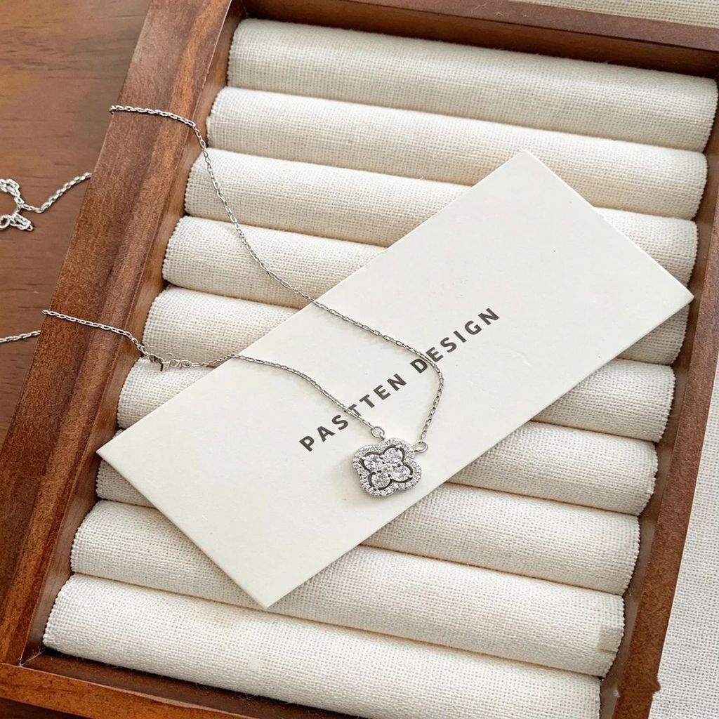 Vòng cổ cỏ ba lá sáng bóng cho nữ, Dây chuyền xương đòn thanh lịch