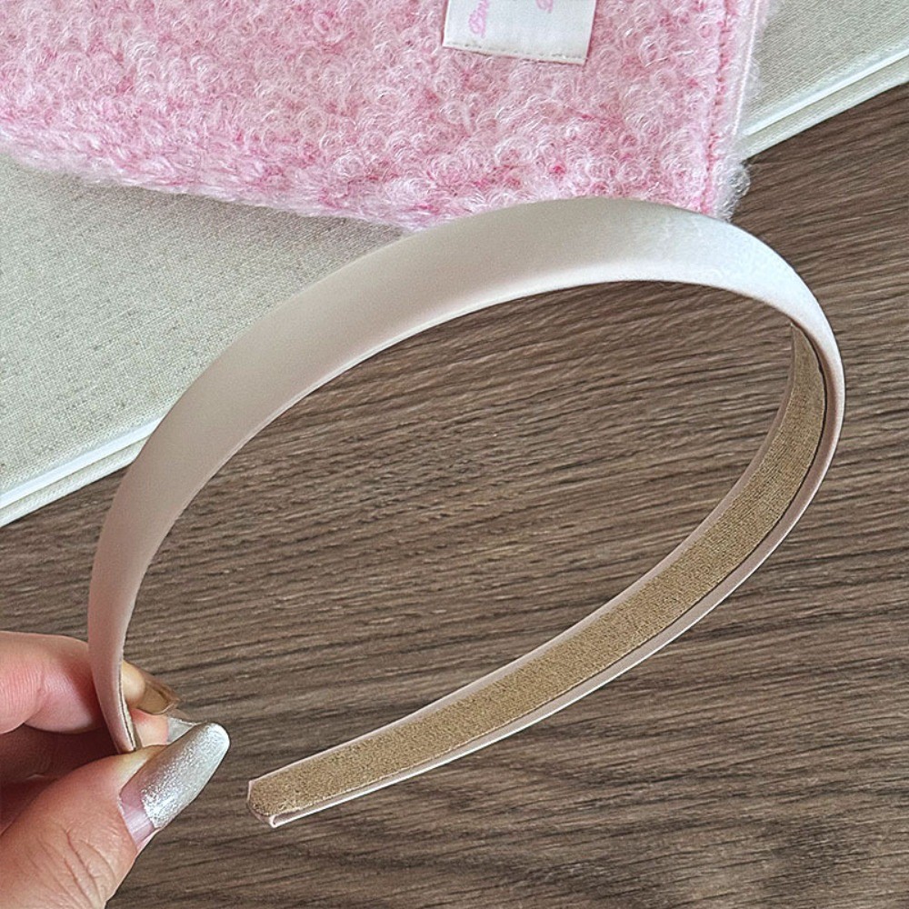 Hululu / Phiên Bản Hàn Quốc Satin Mỏng Băng Đô Nữ Phù Hợp Với Đi Chơi Retro Pháp Kẹp Tóc Hươu Nhung Chống Trơn Trượt Phong Cách Hồng Kông Mũ