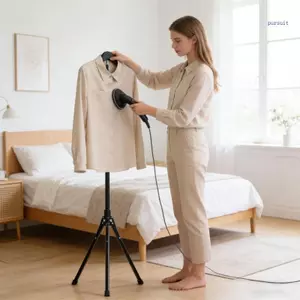 Giá đựng quần áo xoay SUIT có đế ba chân hoàn hảo để ép và trưng bày trang phục