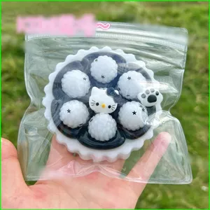 PS1 Siêu Mềm Đen Trắng Raspberry Tart Hello Kitty Squishy Đồ Chơi Mềm Chậm Rebound Giảm Căng Thẳng Fidget Đồ Chơi SP1