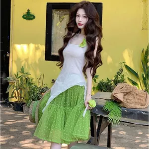 Pure Desire Style Mist Slim-fit White Sling + Bộ váy gạc chấm bi tình yêu