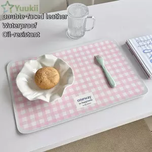 YUUKII Placemat, Thảm trải bàn chống dầu bằng da, Thiết kế tươi mới Chống thấm nước Kẻ sọc đơn giản Phim hoạt hình phương Tây Placemats Trang trí nội thất