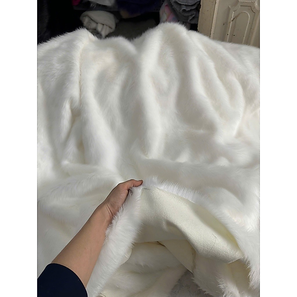 THẢM LÔNG TRẮNG KEM LÔNG DÀI 3CM - TRANG TRÍ NOEL - MAY ÁO LÔNG