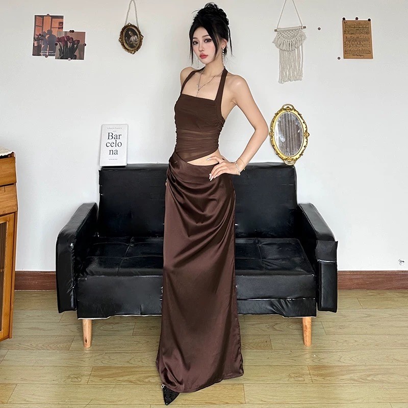 Đầm lưới dài phong cách kỳ nghỉ, thiết kế ôm eo thanh lịch