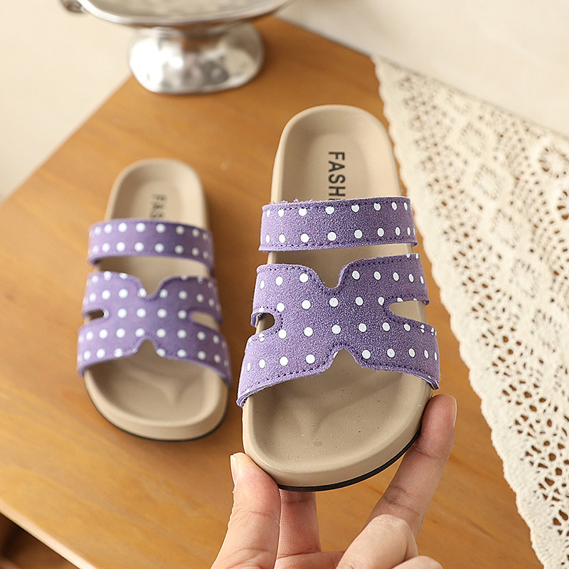 Dép sandal hai dây bé gái họa tiết đốm dễ thương, thoáng mát đi chơi ngoài trời hàng ngày