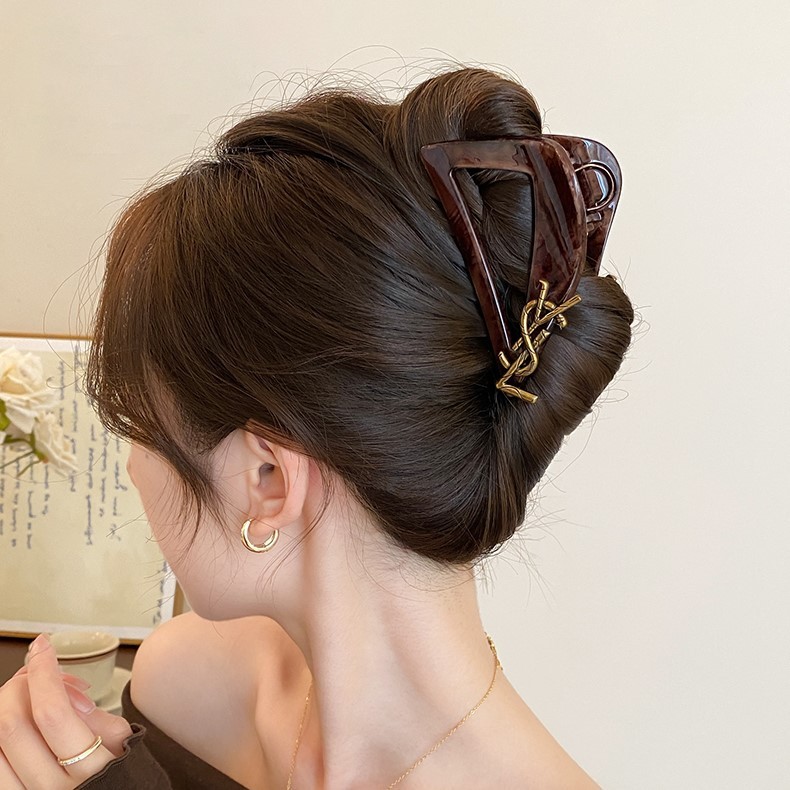 Kẹp tóc nữ hình tam giác hợp thời trang