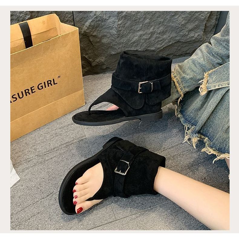 Sandal boot nữ cá tính cổ ngắn dép xỏ ngón thời trang độc lạ, đế thấp nhẹ êm chân phong cách streetwear