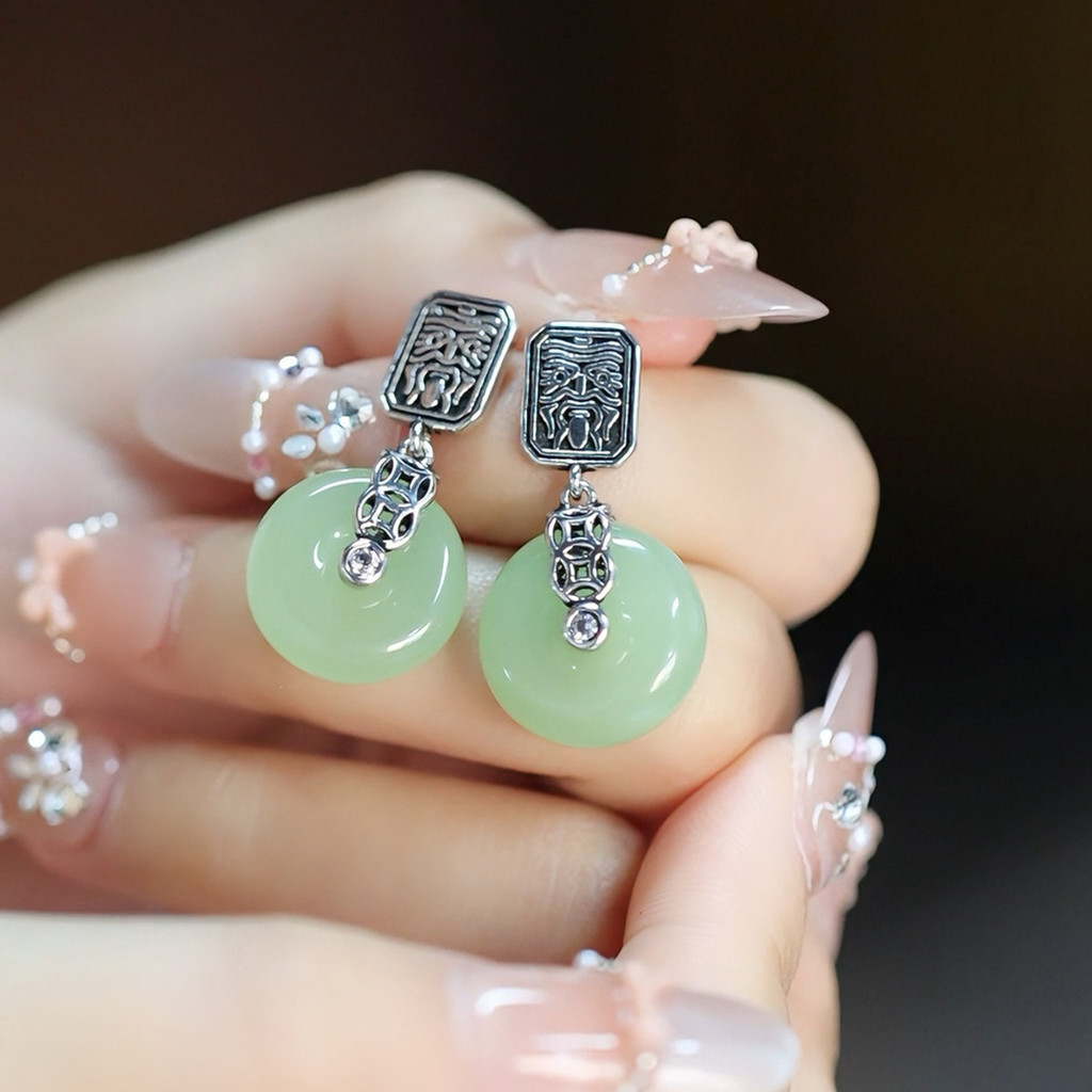 Bông tai nữ thời trang tinh tế cổ điển