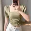 Áo thun cổ vuông dành cho nữ Áo ngắn tay Slim-Fit Thiết kế xương cá Cảm giác xếp li mỏng hơn trông cổ thấp gợi cảm