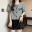 Mùa xuân 2026 Phong cách mới dành cho nữ Áo sơ mi Denim ngắn tay kiểu Pháp Thiết kế hợp thời trang Áo ngắn