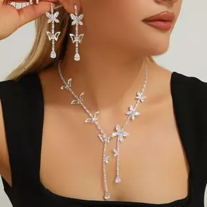 Bộ Bông Tai Và Vòng Cổ WEETW, Bộ Trang Sức Nữ Phong Cách Pháp Zirconia, Tính Khí Hợp Thời Trang Sáng Tạo Bướm Thanh Lịch Tua Rua Bộ Trang Sức Quả Bóng