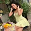 Mùa hè Châu Âu Mỹ Hot Girl Váy ren vàng Dây đeo vai rộng Chữ A hẹp Slim-fit Slimer Look Niche Gợi cảm