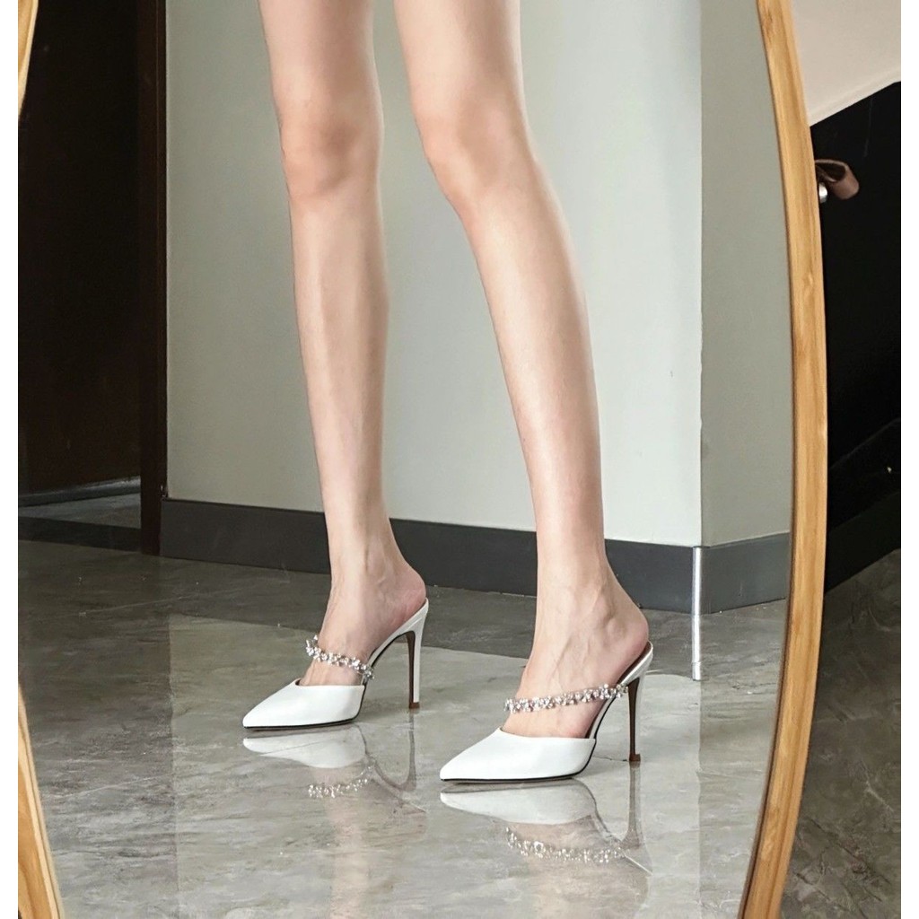 Giày cao gót mũi nhọn rỗng Giày nữ có kim cương giả Dép thanh lịch gợi cảm