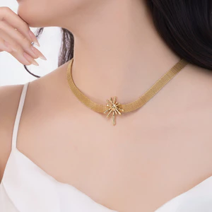 Dây liền mặt nữ Amarisse thiên nhiên mạ vàng cao cấp, sang trọng, cá tính, phù hợp đi tiệc đi chơi - DOJI