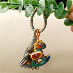Sáng Tạo Gỗ Đàn Hương Cung Hoàng Đạo Ngựa Móc Khóa Mặt Dây Chuyền Điện Thoại Di Động Treo Trang Trí Hiện Vật Bằng Gỗ Dễ Thương Trang Trí Nhỏ Quà Tặng Cặp Đôi VN