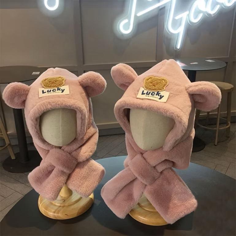 Lucky Mũ Len Gấu Lucky Kèm Khăn Cực Ấm Kèm Khăn Quàng Cổ Giữ Ấm Cho Mùa Đông Chất Liệu Mềm Mại Và Ấm Áp