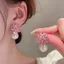 Bông tai ngọc trai hoa thanh lịch pha lê hồng, Trang sức tuyên bố phong cách Hàn Quốc sang trọng dành cho nữ