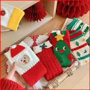 Tất Giáng Sinh Nữ Thu Đông Dễ Thương Giữa Ống Tất Đỏ Năm Mới cotton Tất Cây Giáng Sinh Ông Già Noel