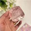 Đồ chơi bóp dâu tây QEARY, Kem cảm giác tay tốt Màu hồng Sữa sáng bóng Màu vàng Canauri Đồ chơi Squishy, Chất liệu PU Bóp mềm trong suốt Đồ chơi bóp phục hồi chậm cho trẻ em