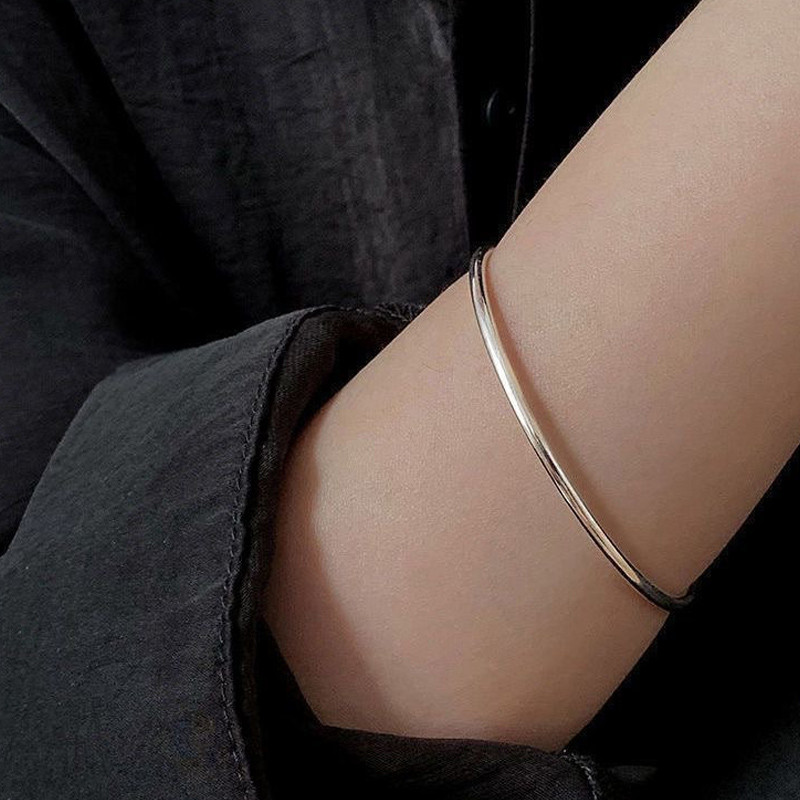 [dollpen] Vòng Tay Trượt Mặt Mịn Đa Năng Cao Cấp Lắc Tay Nữ Đơn Giản Niche Nhẹ Sang Trọng Lắc Tay