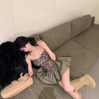 Đầm ôm cao cấp retro hot girl họa tiết da báo với chi tiết suspender - Phù hợp cho những ngày năng động