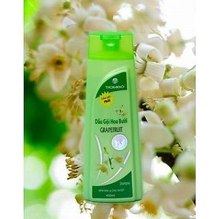 Dầu Gội Hoa Bưởi Thorakao 400ml – Dầu Gội Bưởi Giảm Rụng Tóc, Mềm Mượt