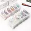Hộp đựng thẻ trò chơi bằng nhựa trong suốt chứa hơn 550 bộ chia bài có thể điều chỉnh. FSI